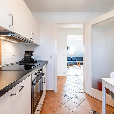 Exquis 2, 5 Bedroom Maisonette I Familien I Top-location I Netflix I Mercedes-benz شقة
