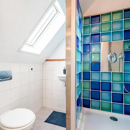 Exquis 2, 5 Bedroom Maisonette I Familien I Top-location I Netflix I Mercedes-benz بوبلنغ