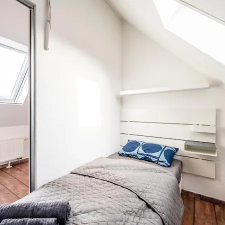 Exquis 2, 5 Bedroom Maisonette I Familien I Top-location I Netflix I Mercedes-benz شقة